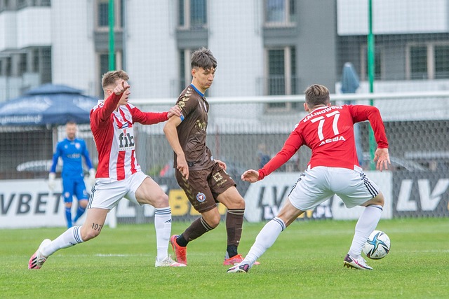 西甲第1輪阿爾梅裏亞1-2皇家馬德裏 阿拉巴替補任意球制勝.